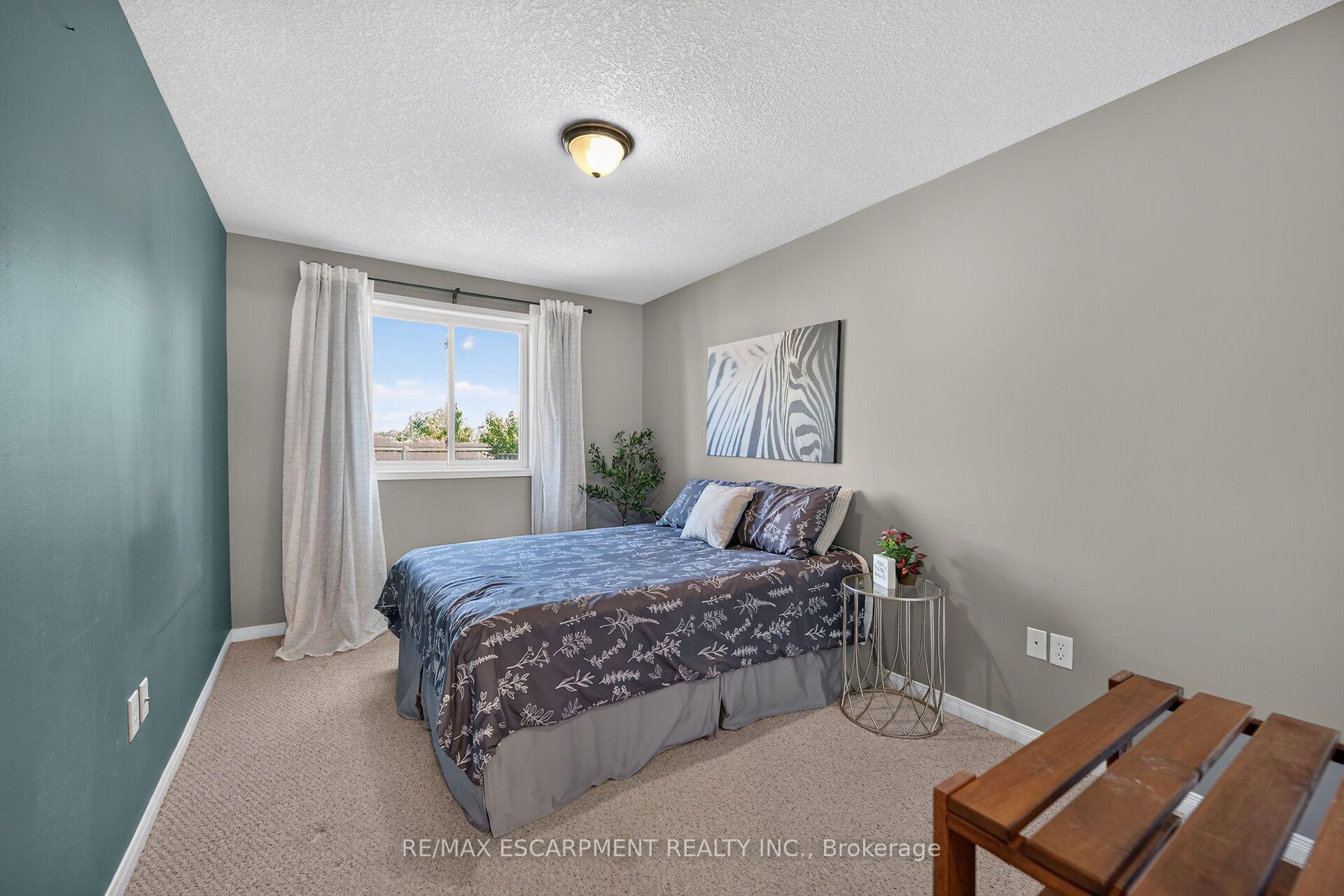 Photo 22 of 7 Powell Lane, Haldimand — HOMEH