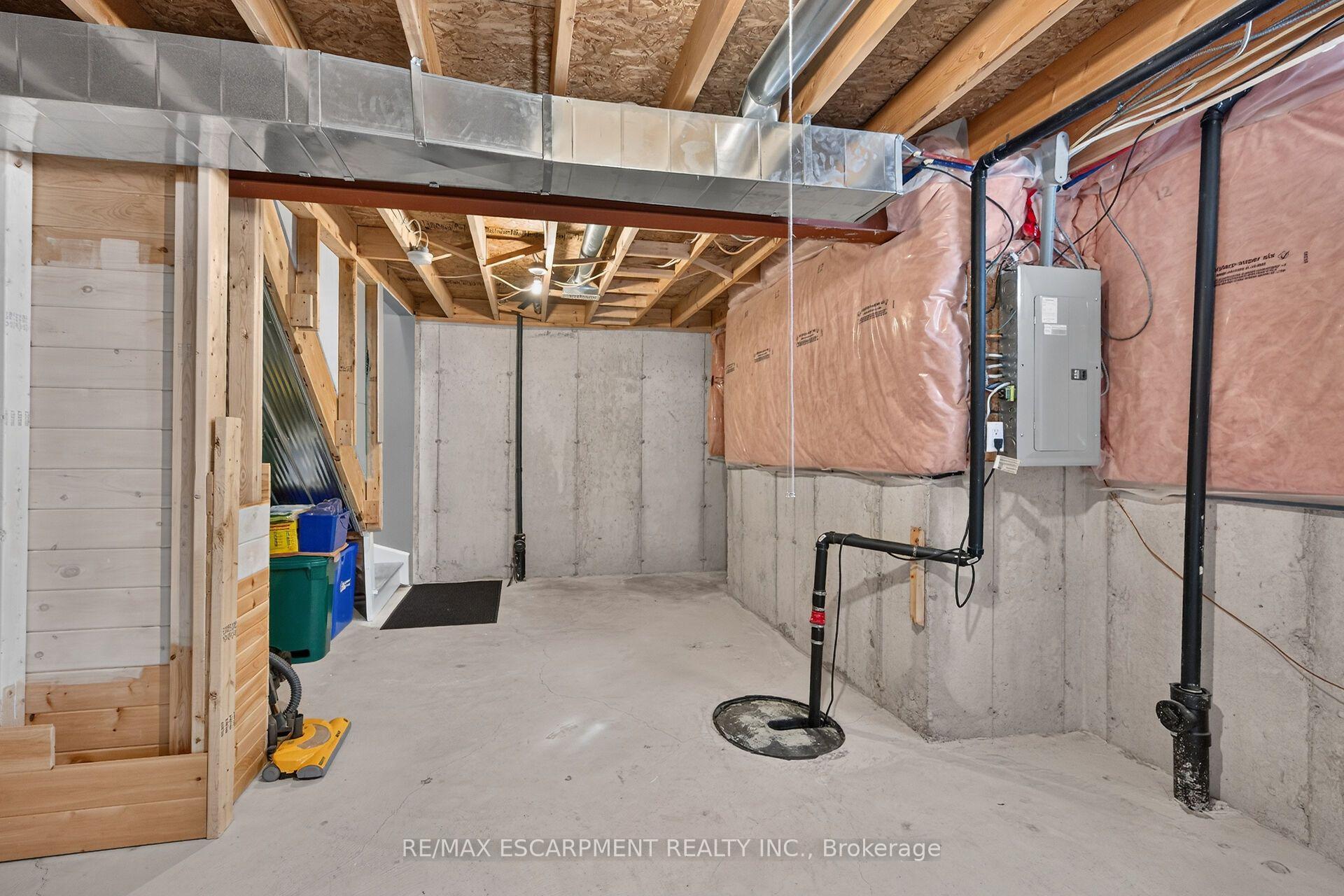 Photo 27 of 7 Powell Lane, Haldimand — HOMEH