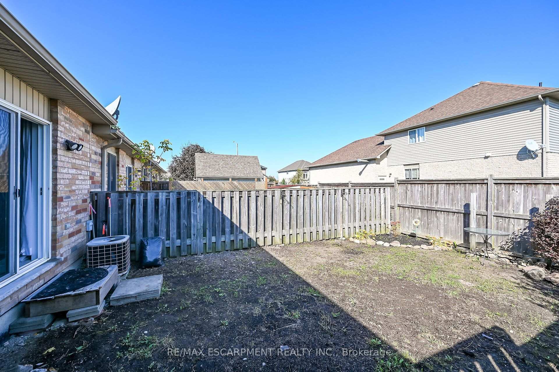 Photo 35 of 7 Powell Lane, Haldimand — HOMEH
