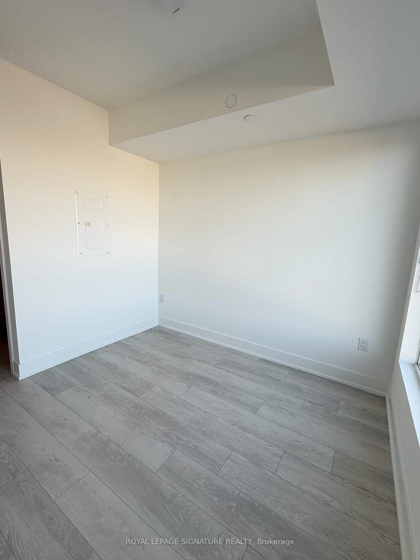 Photo 8 of Unit 410, 2450 Old Bronte Road, Oakville, Westmount — HOMEH