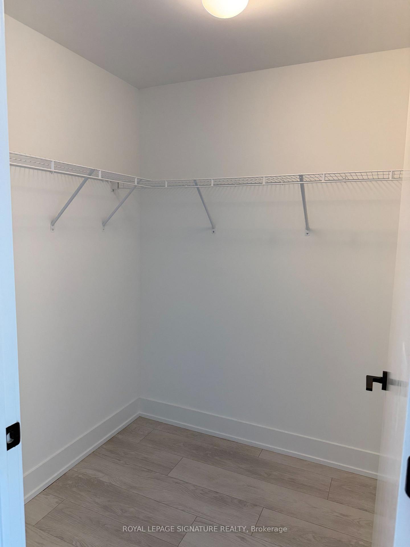 Photo 9 of Unit 410, 2450 Old Bronte Road, Oakville, Westmount — HOMEH