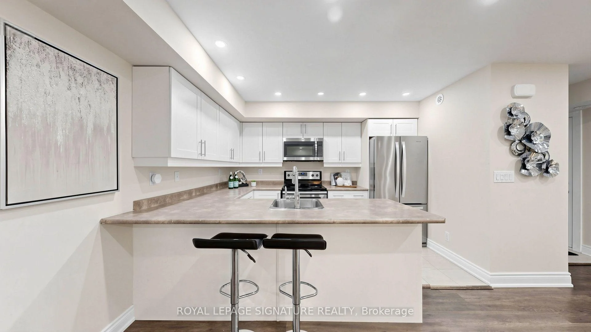 Photo 13 of Unit 801, 1 Blanche Lane, Markham, Cornell — HOMEH