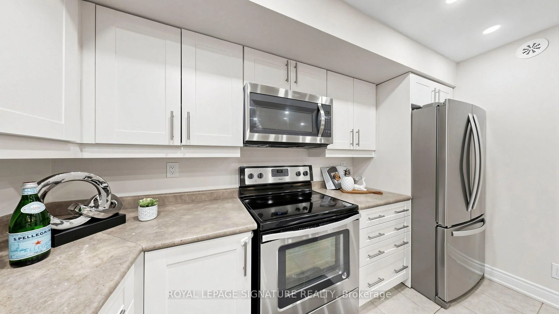 Photo 17 of Unit 801, 1 Blanche Lane, Markham, Cornell — HOMEH