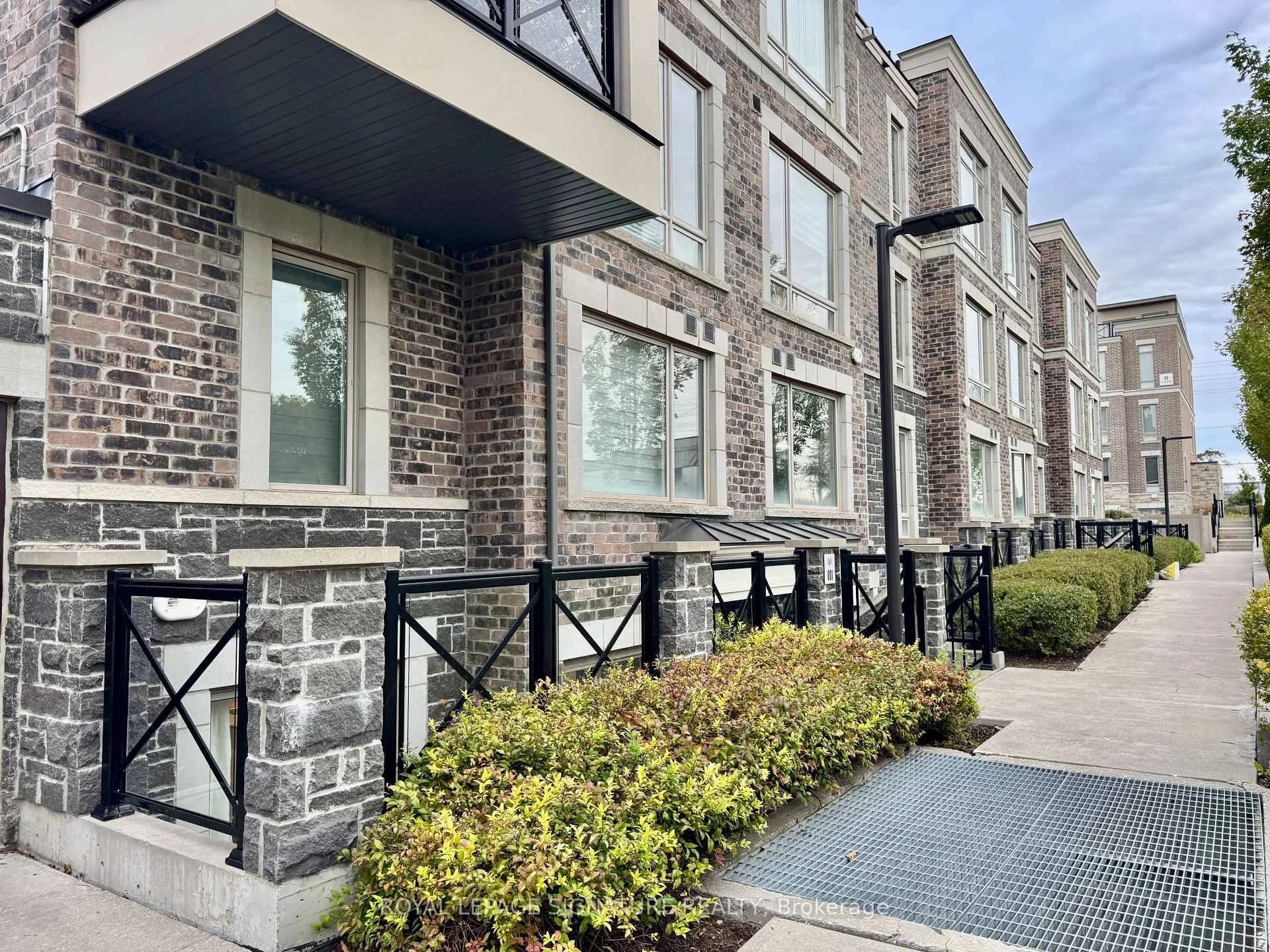 Photo 25 of Unit 801, 1 Blanche Lane, Markham, Cornell — HOMEH