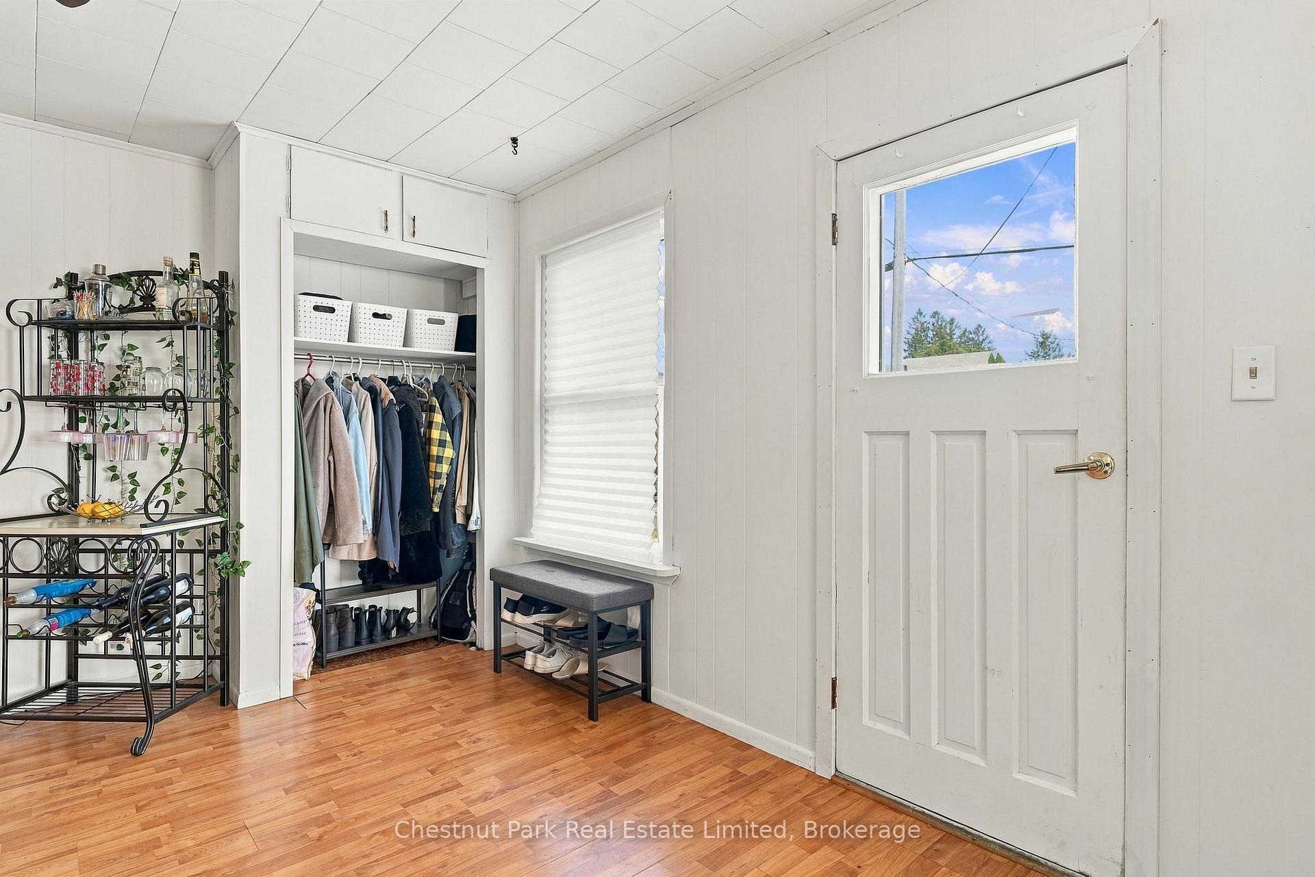 Photo 4 of 28 Spring Street, Prince Edward County, Picton — HOMEH