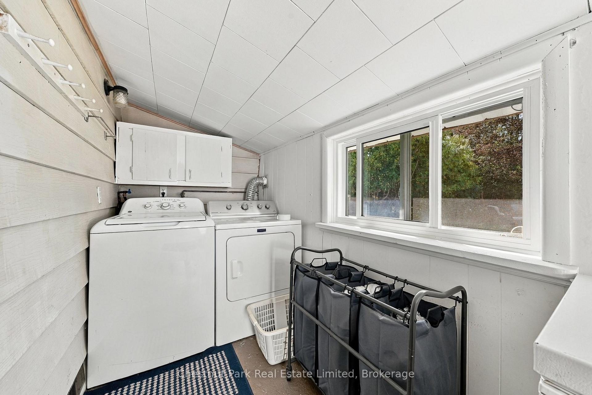 Photo 10 of 28 Spring Street, Prince Edward County, Picton — HOMEH