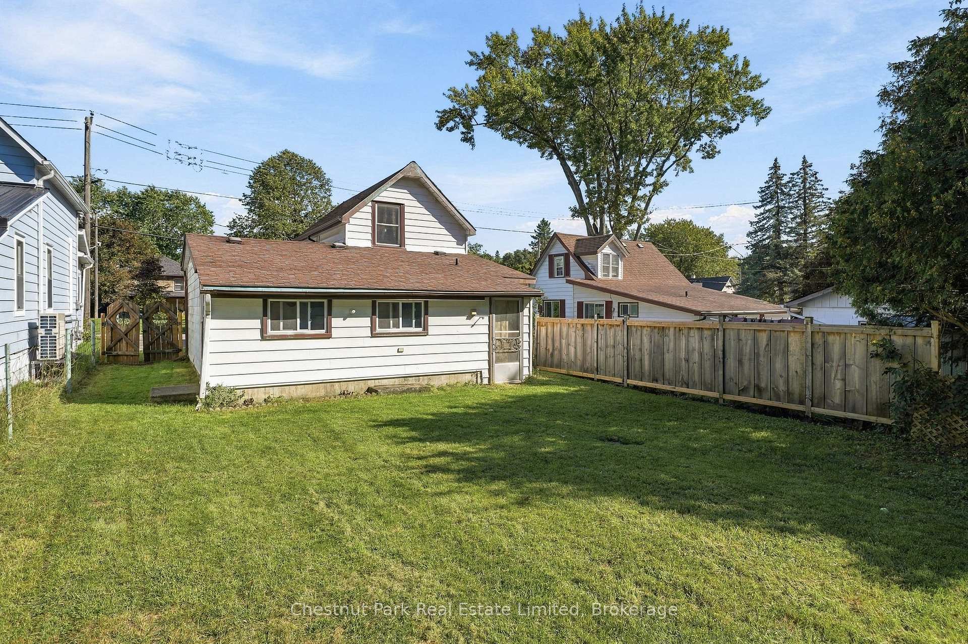 Photo 22 of 28 Spring Street, Prince Edward County, Picton — HOMEH