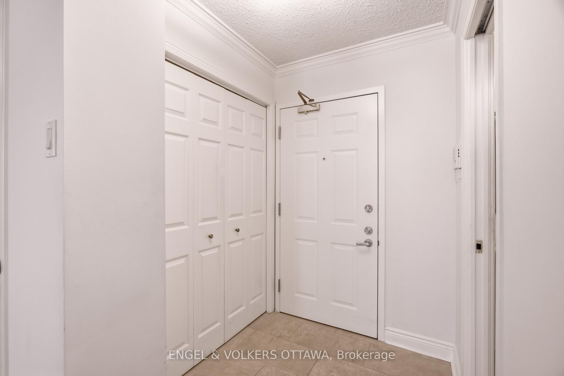 Photo 4 of Unit 101, 45 Argyle Avenue, Ottawa, Ottawa Centre/Golden Triangle — HOMEH