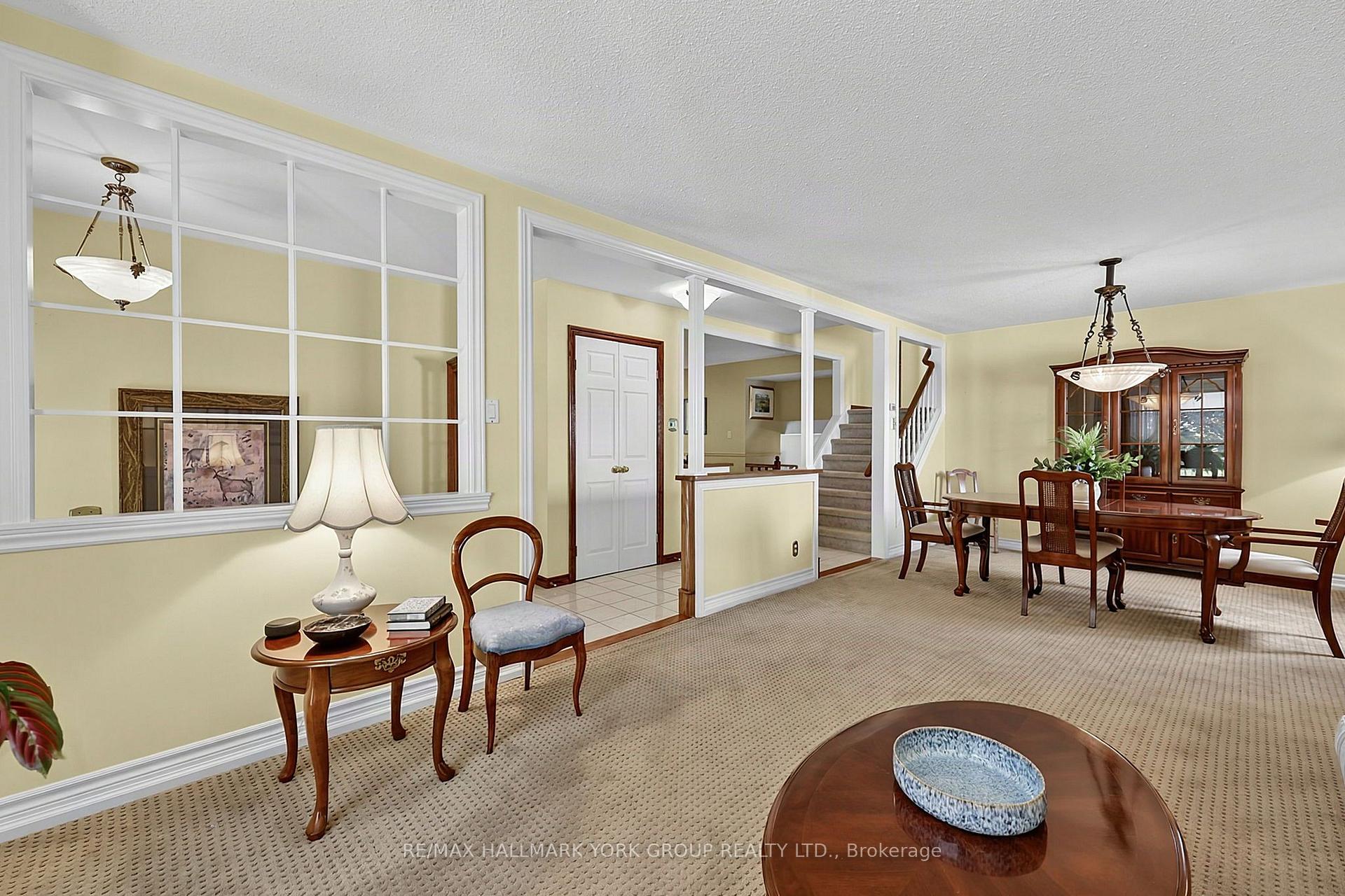 Photo 14 of 80 Fairway Drive, Aurora, Aurora Highlands — HOMEH