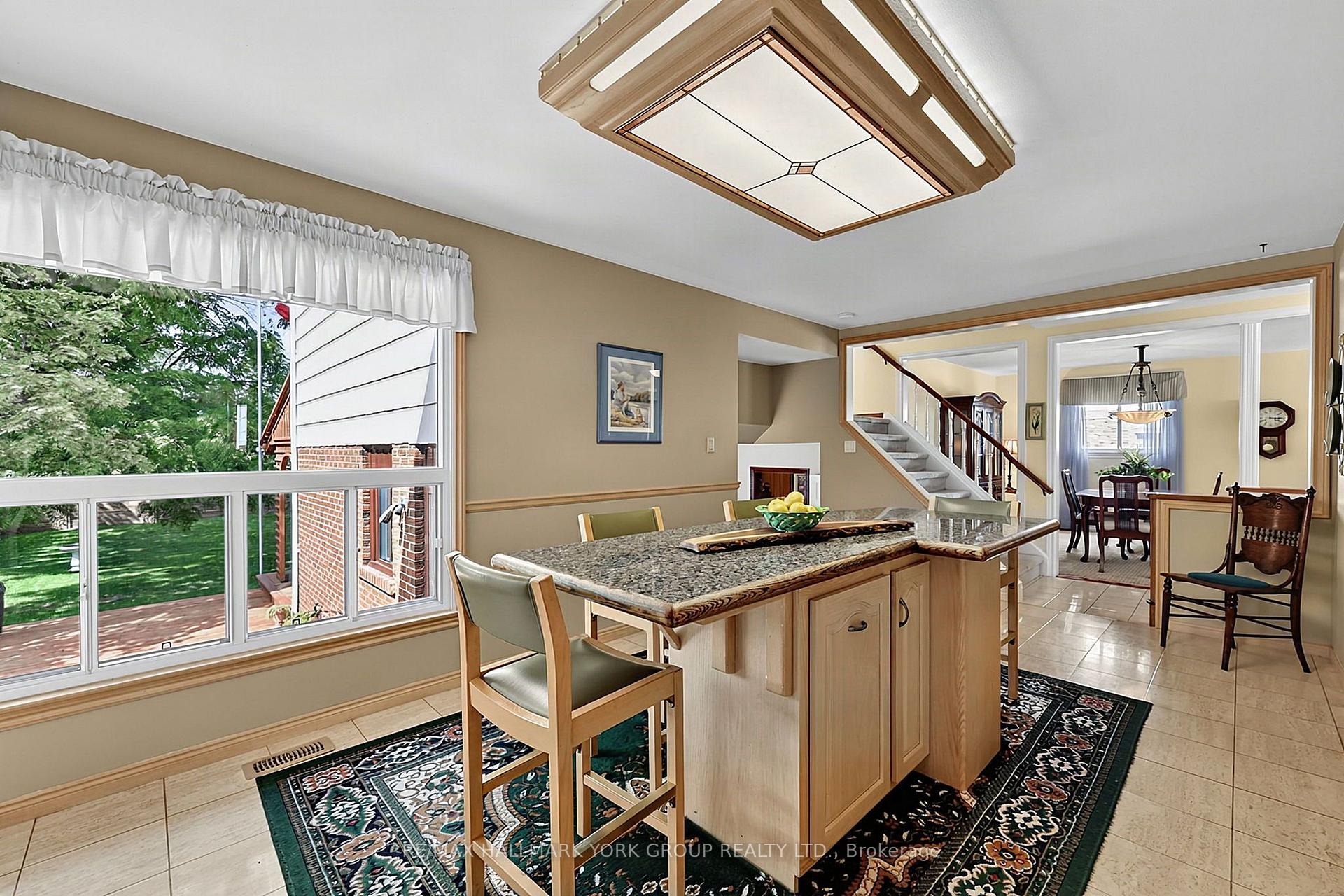 Photo 25 of 80 Fairway Drive, Aurora, Aurora Highlands — HOMEH