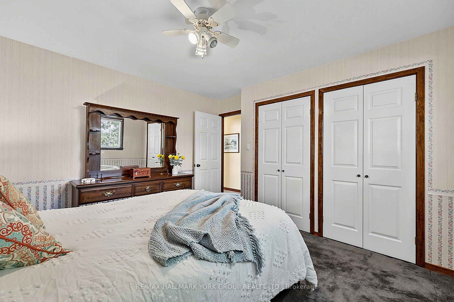 Photo 30 of 80 Fairway Drive, Aurora, Aurora Highlands — HOMEH