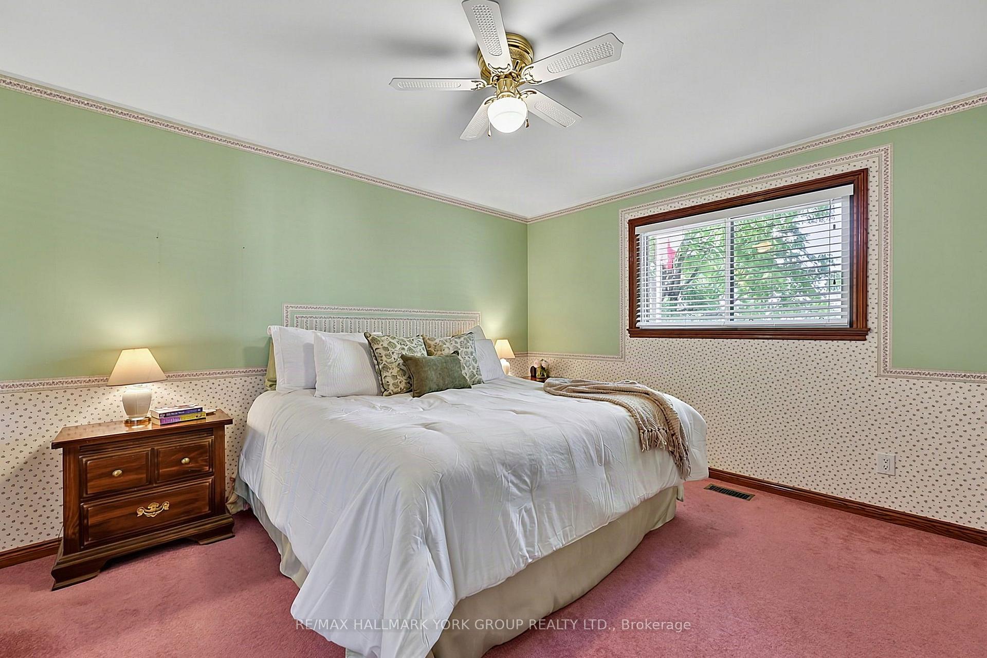 Photo 31 of 80 Fairway Drive, Aurora, Aurora Highlands — HOMEH