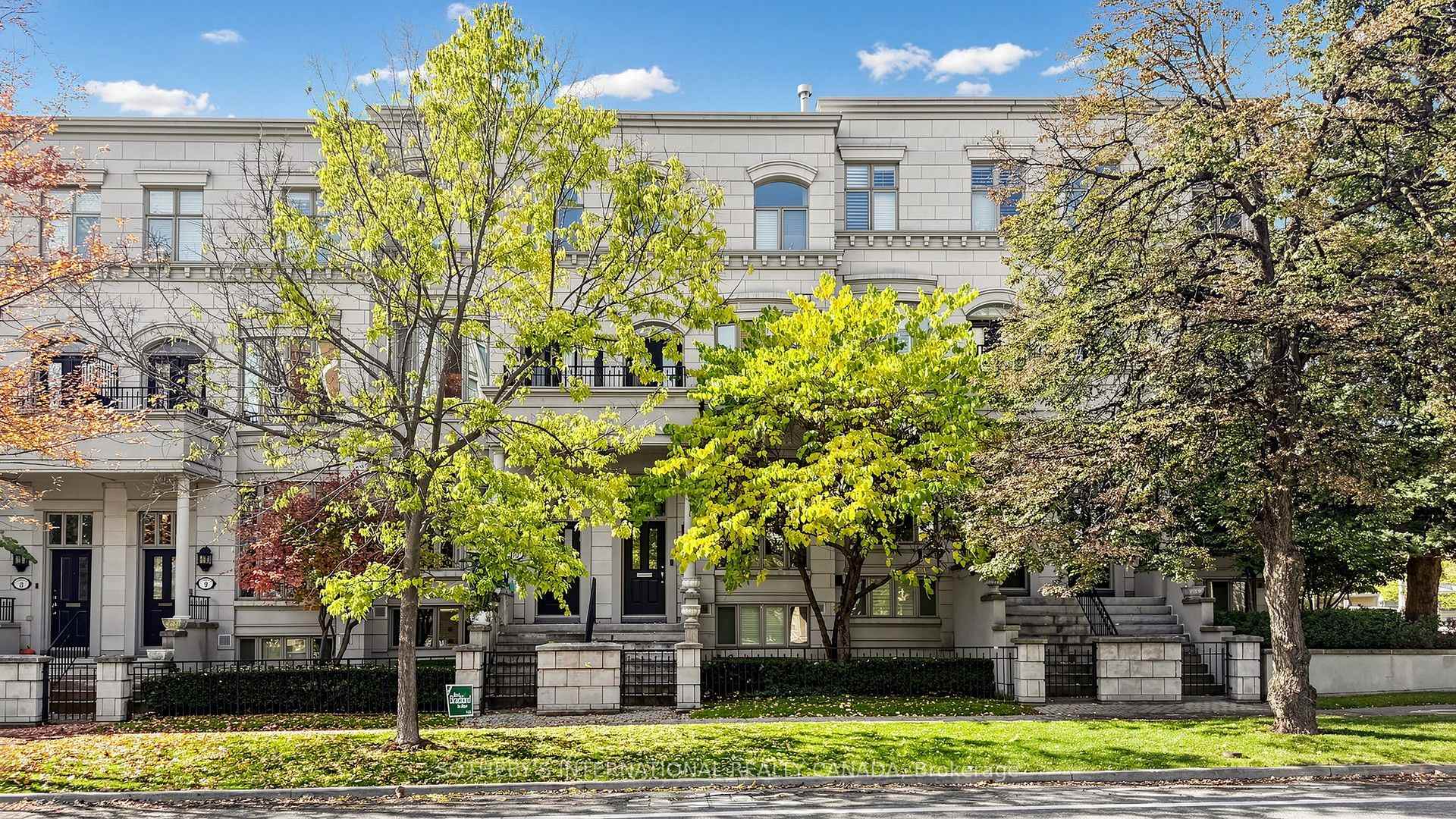 Photo of Unit 11, 260 Russell Hill Road