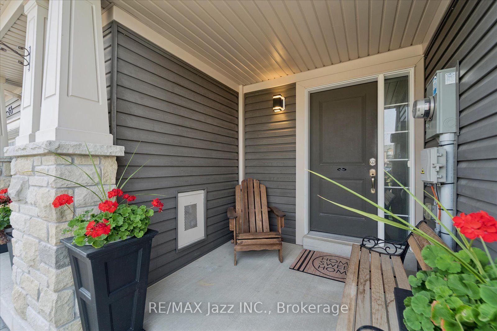 Photo 3 of 61 Great Gabe Crescent, Oshawa, Windfields — HOMEH