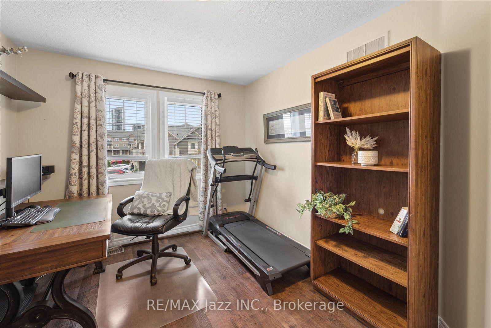 Photo 24 of 61 Great Gabe Crescent, Oshawa, Windfields — HOMEH