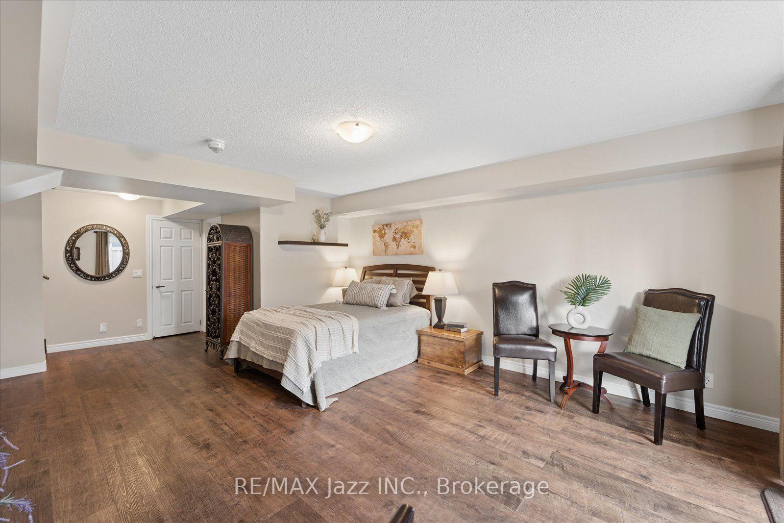 Photo 26 of 61 Great Gabe Crescent, Oshawa, Windfields — HOMEH