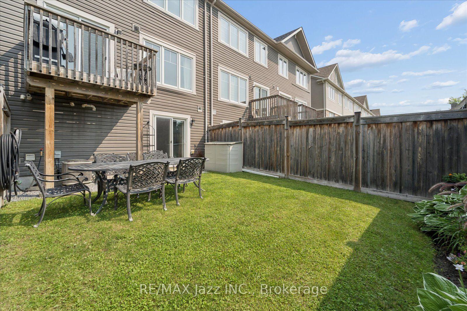 Photo 30 of 61 Great Gabe Crescent, Oshawa, Windfields — HOMEH