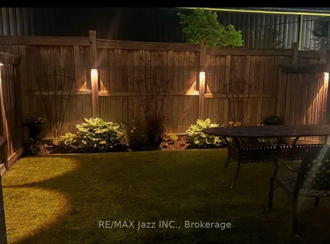Photo 34 of 61 Great Gabe Crescent, Oshawa, Windfields — HOMEH