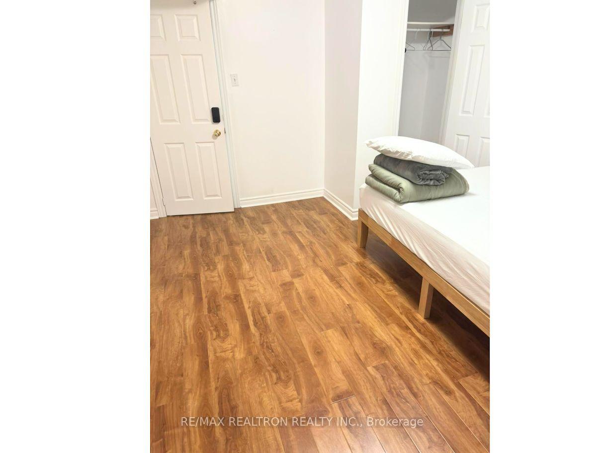 Photo 20 of 1570 Beaverbrook Avenue, London, North M — HOMEH