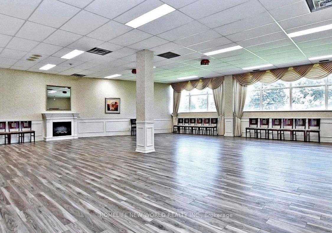 Photo 6 of Unit 1117, 40 Harding Boulevard, Richmond Hill, North Richvale — HOMEH