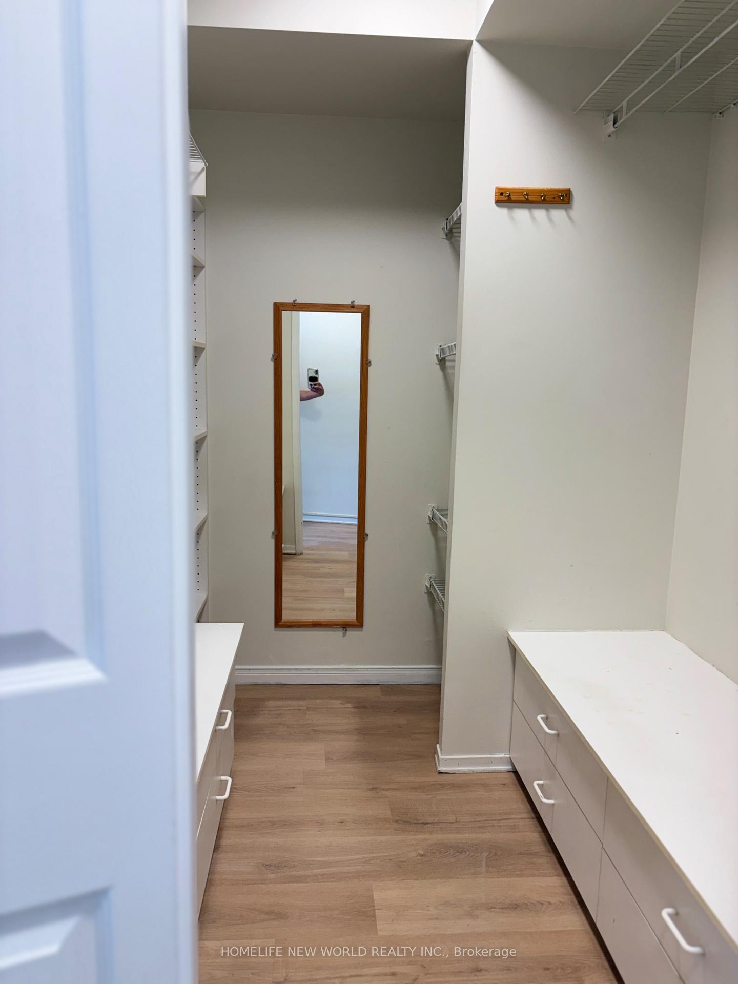 Photo 22 of Unit 1117, 40 Harding Boulevard, Richmond Hill, North Richvale — HOMEH