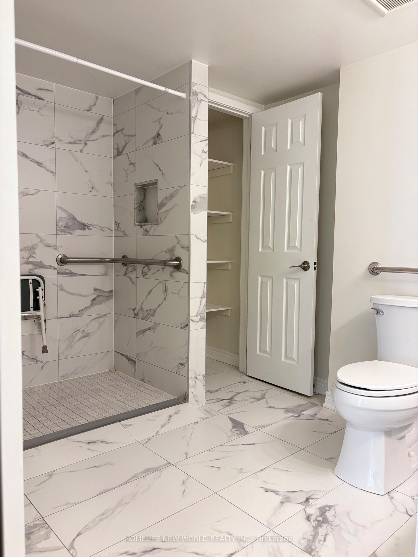 Photo 23 of Unit 1117, 40 Harding Boulevard, Richmond Hill, North Richvale — HOMEH