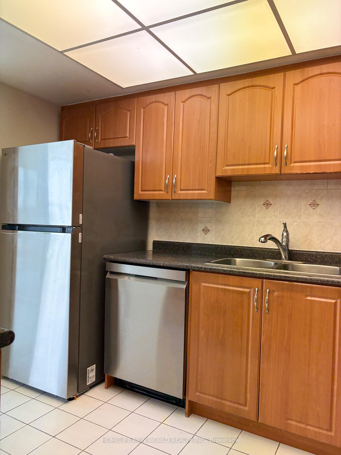 Photo 26 of Unit 1117, 40 Harding Boulevard, Richmond Hill, North Richvale — HOMEH