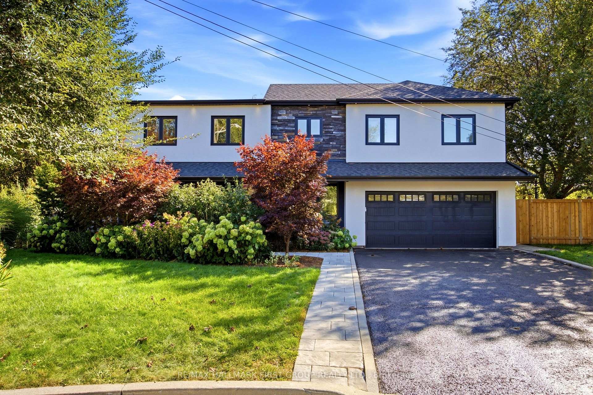 Photo 2 of 862 Boxworth Place, Pickering, West Shore — HOMEH