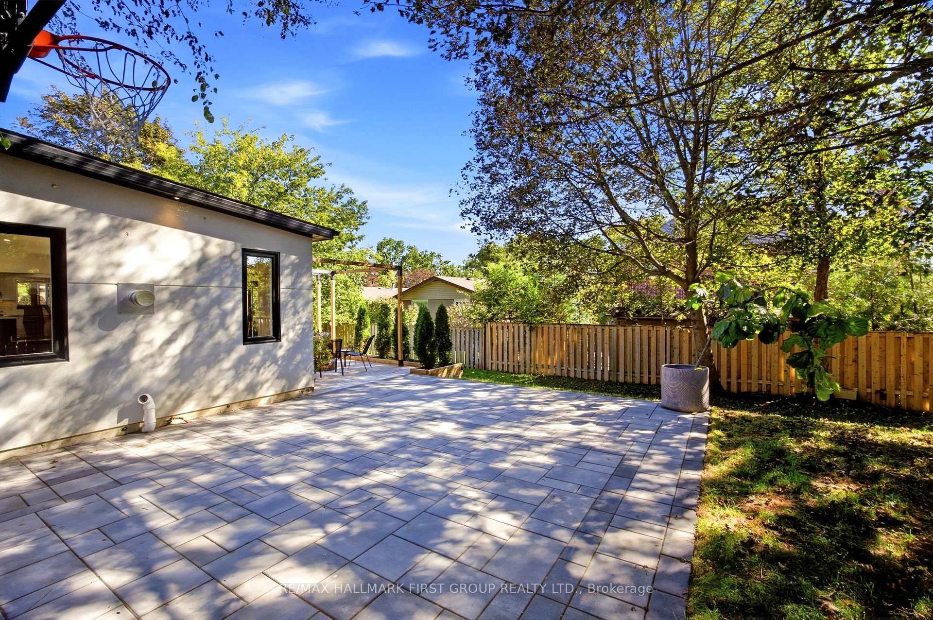 Photo 46 of 862 Boxworth Place, Pickering, West Shore — HOMEH