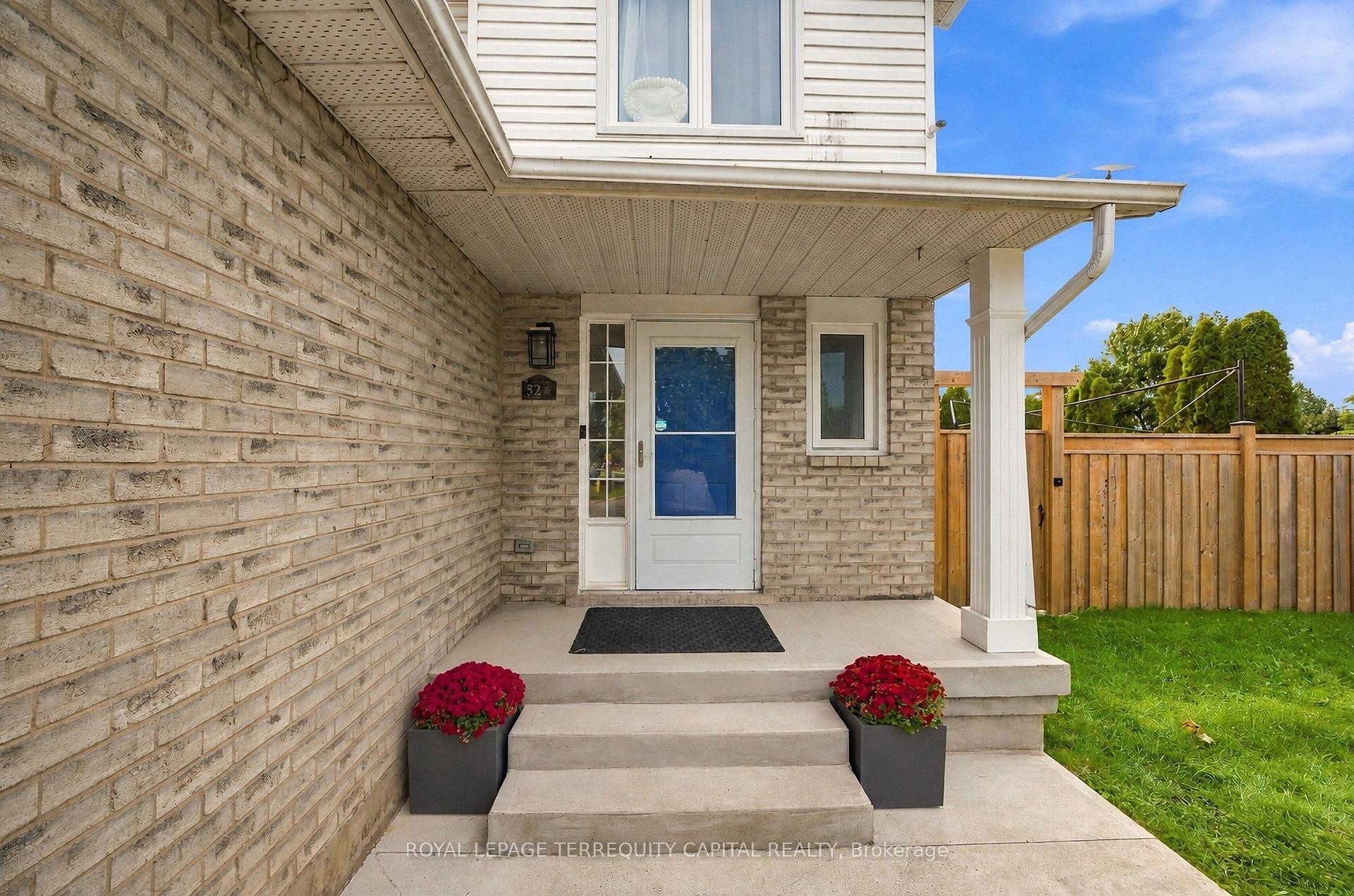 Photo 3 of 32 Summers Drive, Thorold, Confederation Heights — HOMEH