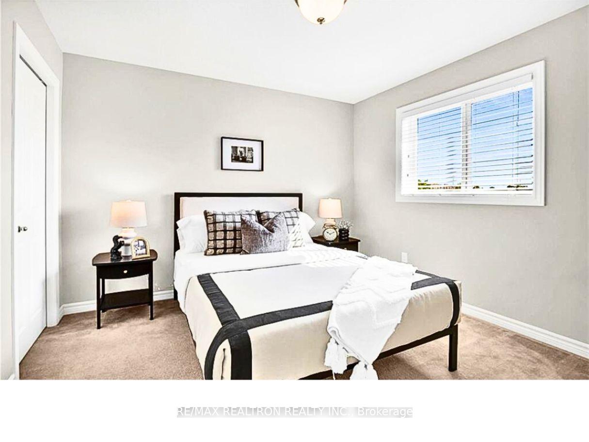 Photo 2 of Unit Main Floor, 2062 Cherrywood Trail, London, North M — HOMEH