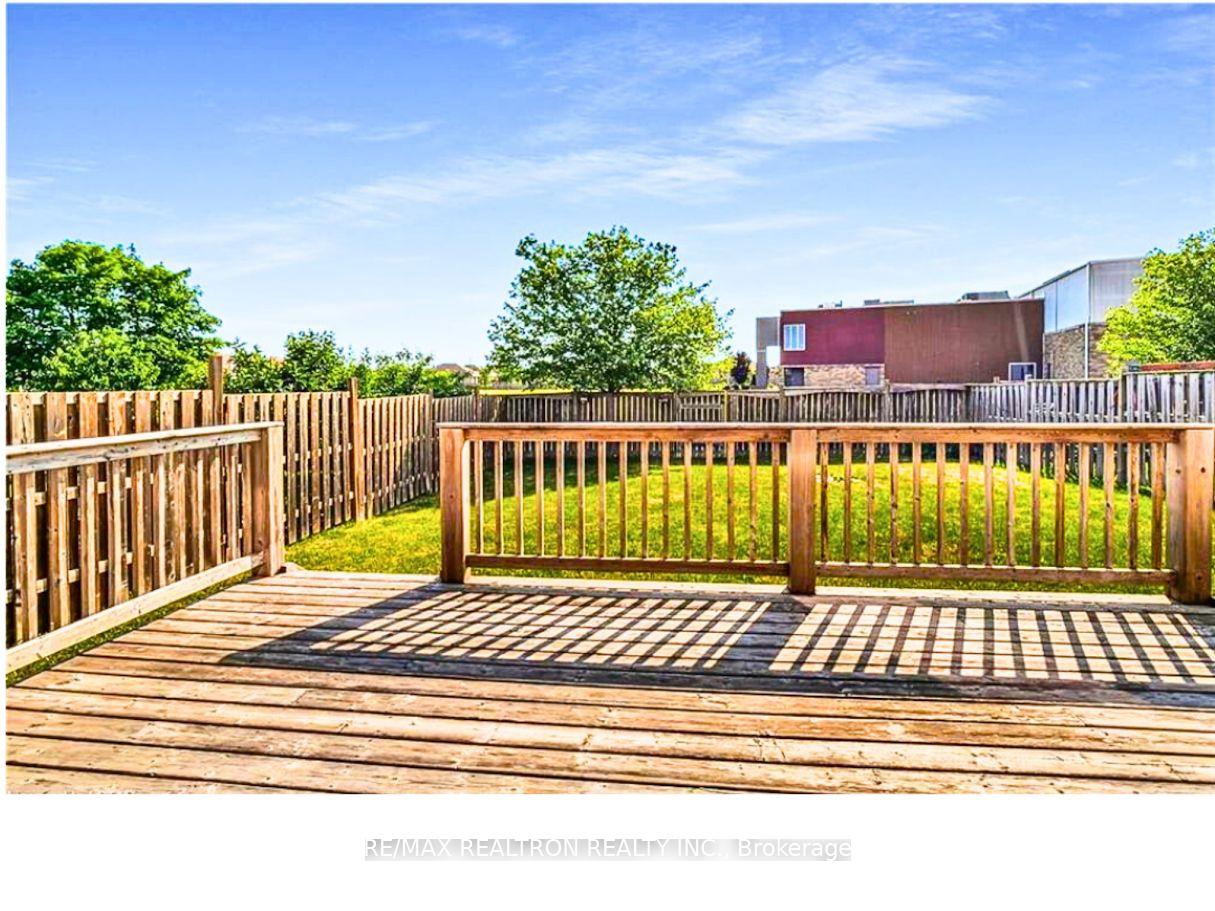 Photo 4 of Unit Main Floor, 2062 Cherrywood Trail, London, North M — HOMEH