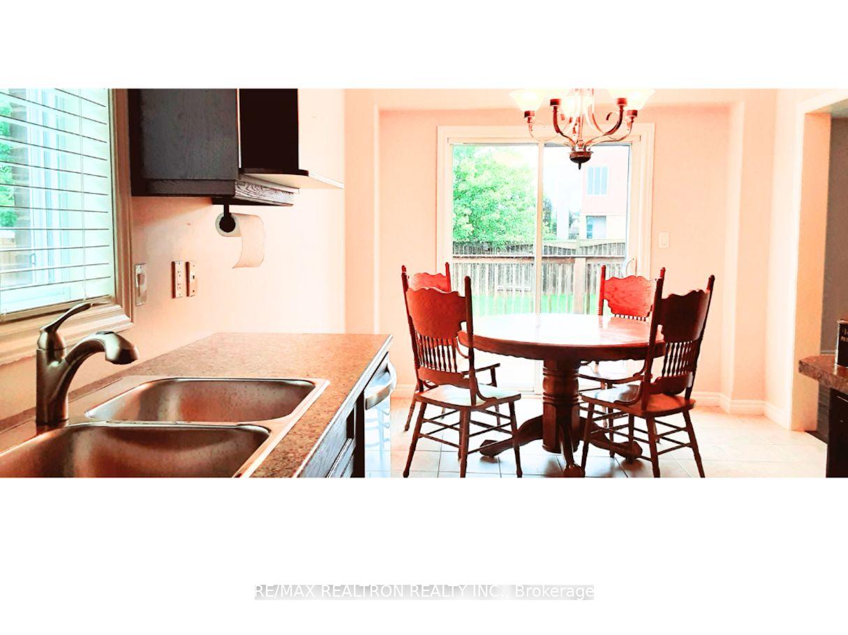 Photo 8 of Unit Main Floor, 2062 Cherrywood Trail, London, North M — HOMEH