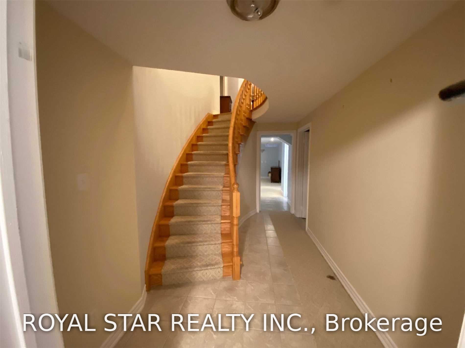 Photo 17 of 51 Pennyroyal Crescent, Brampton, Bramalea North Industrial — HOMEH