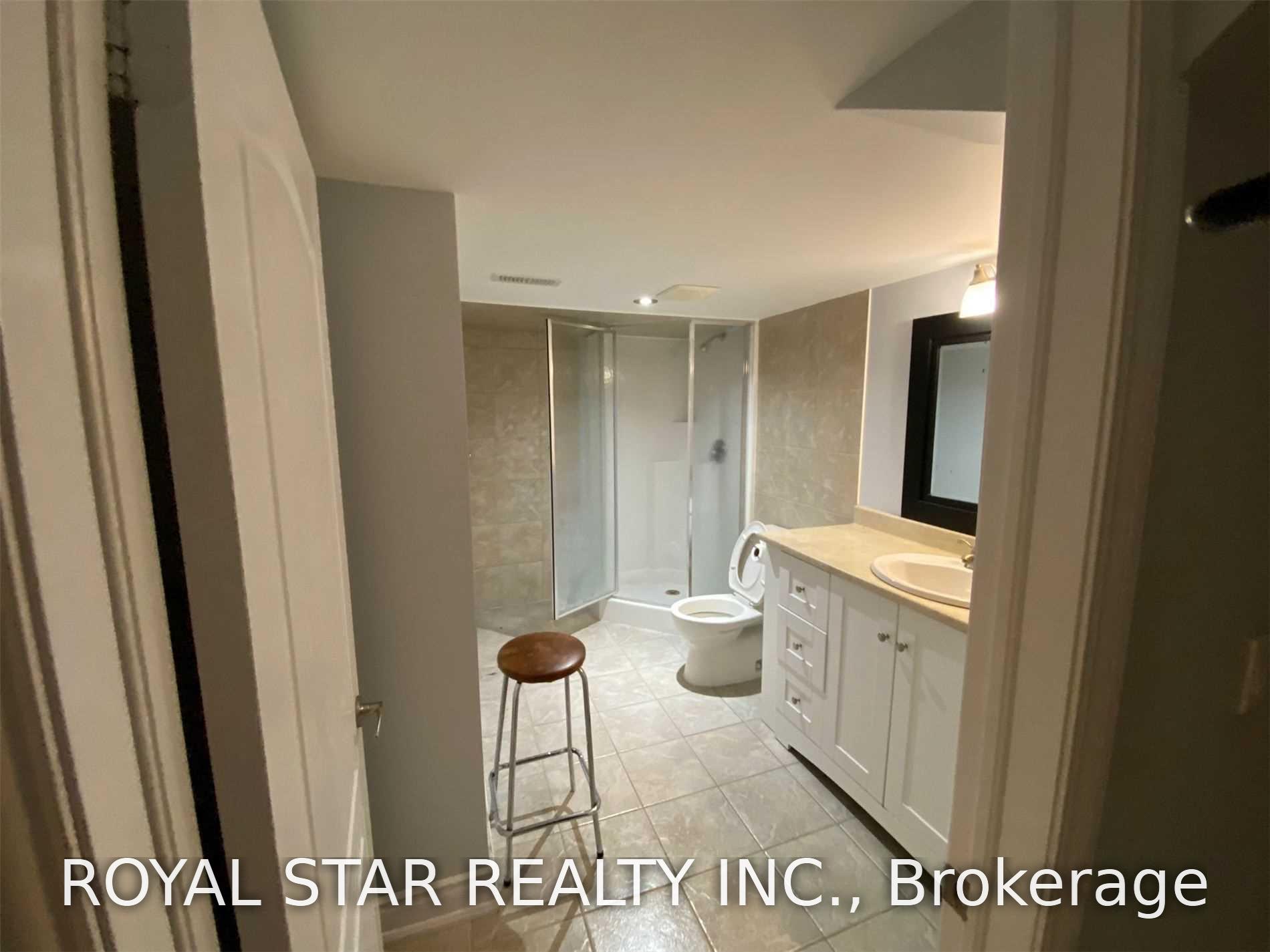 Photo 19 of 51 Pennyroyal Crescent, Brampton, Bramalea North Industrial — HOMEH