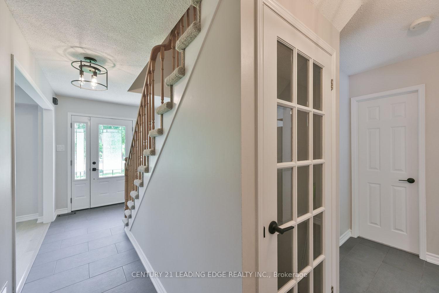 Photo 8 of 30 McGuire Crescent, Uxbridge — HOMEH