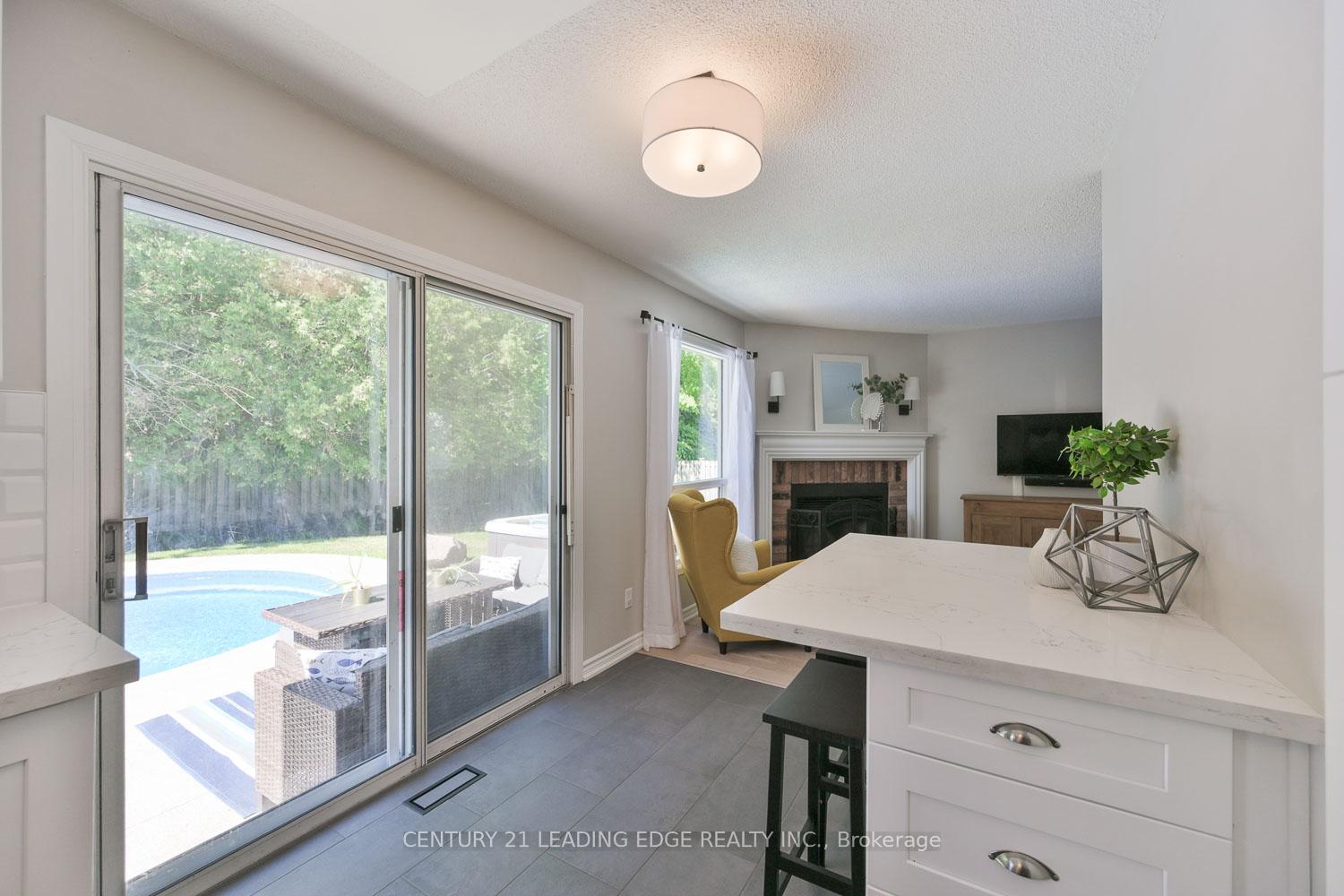 Photo 17 of 30 McGuire Crescent, Uxbridge — HOMEH