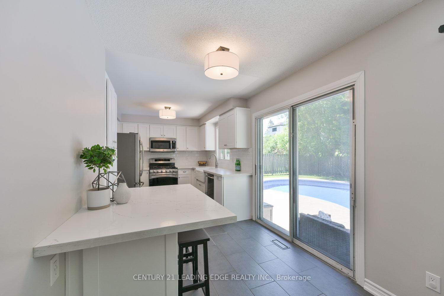 Photo 21 of 30 McGuire Crescent, Uxbridge — HOMEH