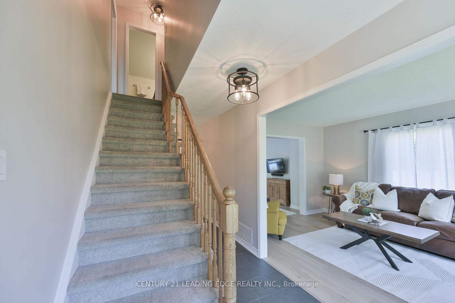 Photo 26 of 30 McGuire Crescent, Uxbridge — HOMEH