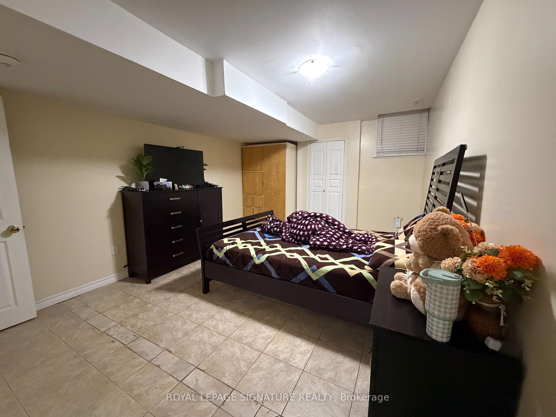 Photo 7 of Unit Bsmt, 124 Herdwick Street, Brampton, Gore Industrial North — HOMEH