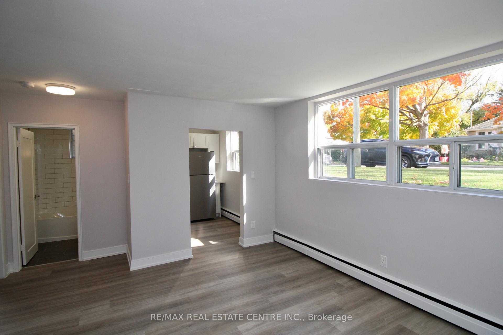 Photo 4 of Unit 1, 424 Argyle Street S, Cambridge, Preston South — HOMEH