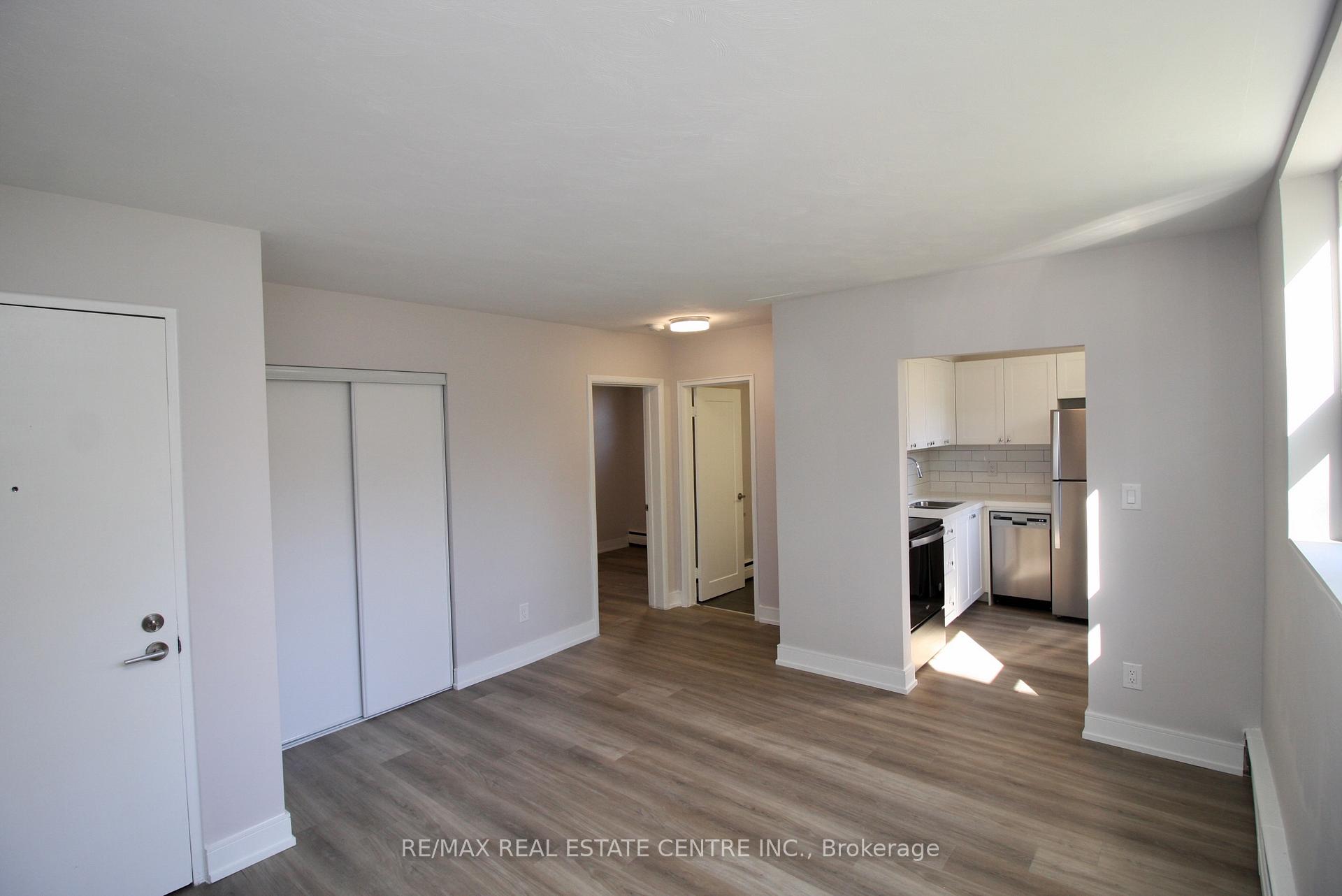 Photo 5 of Unit 1, 424 Argyle Street S, Cambridge, Preston South — HOMEH