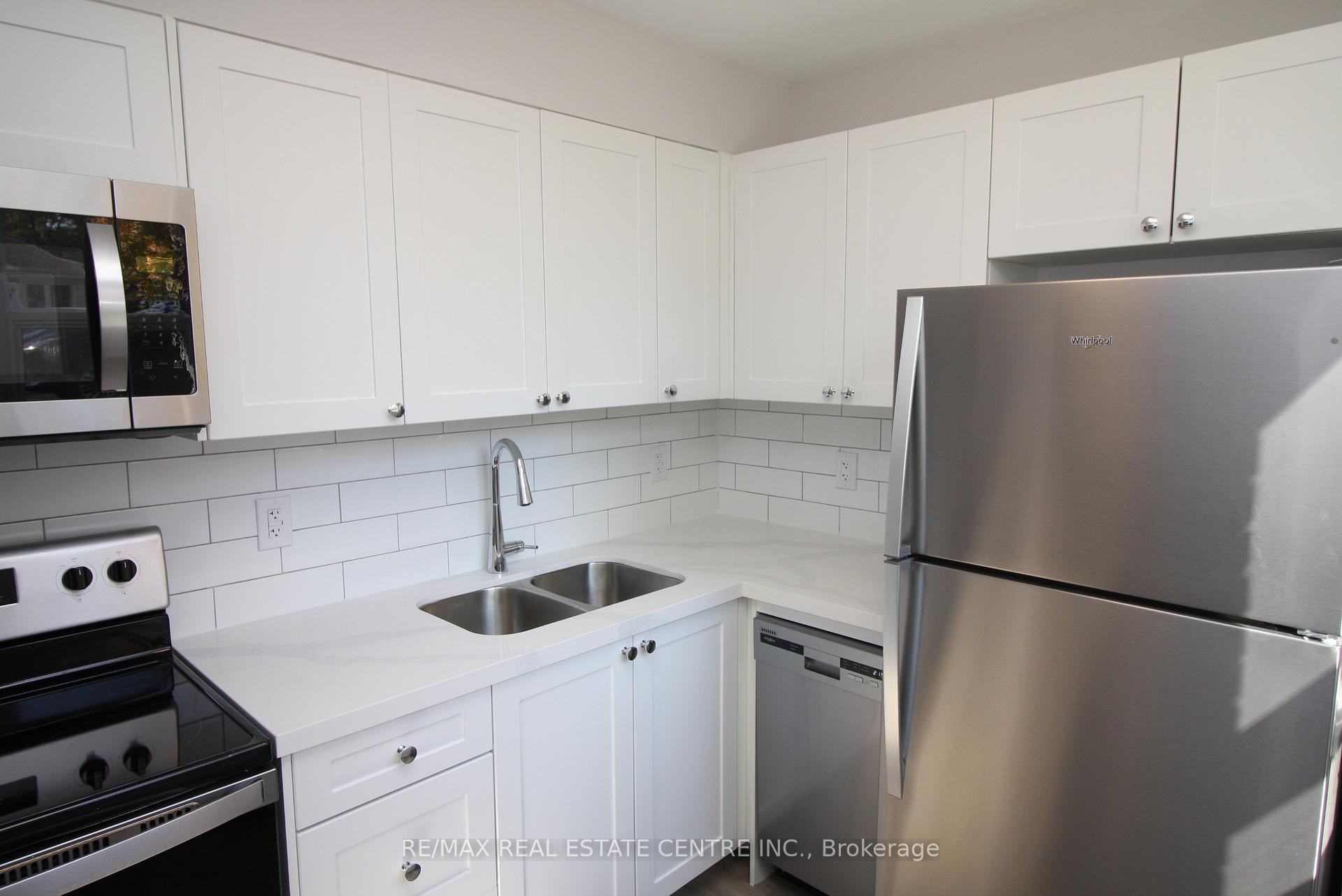 Photo 11 of Unit 1, 424 Argyle Street S, Cambridge, Preston South — HOMEH