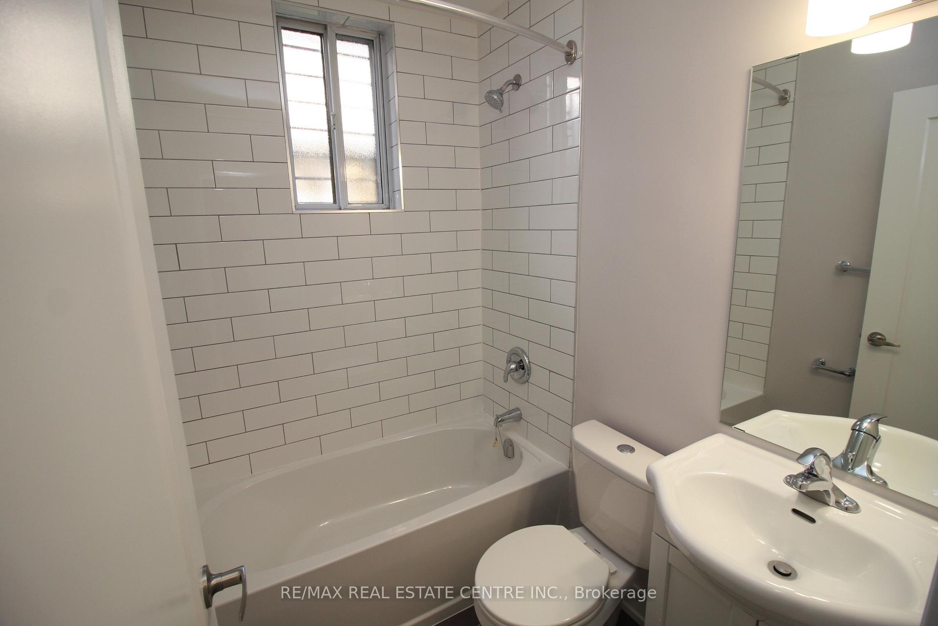 Photo 17 of Unit 1, 424 Argyle Street S, Cambridge, Preston South — HOMEH