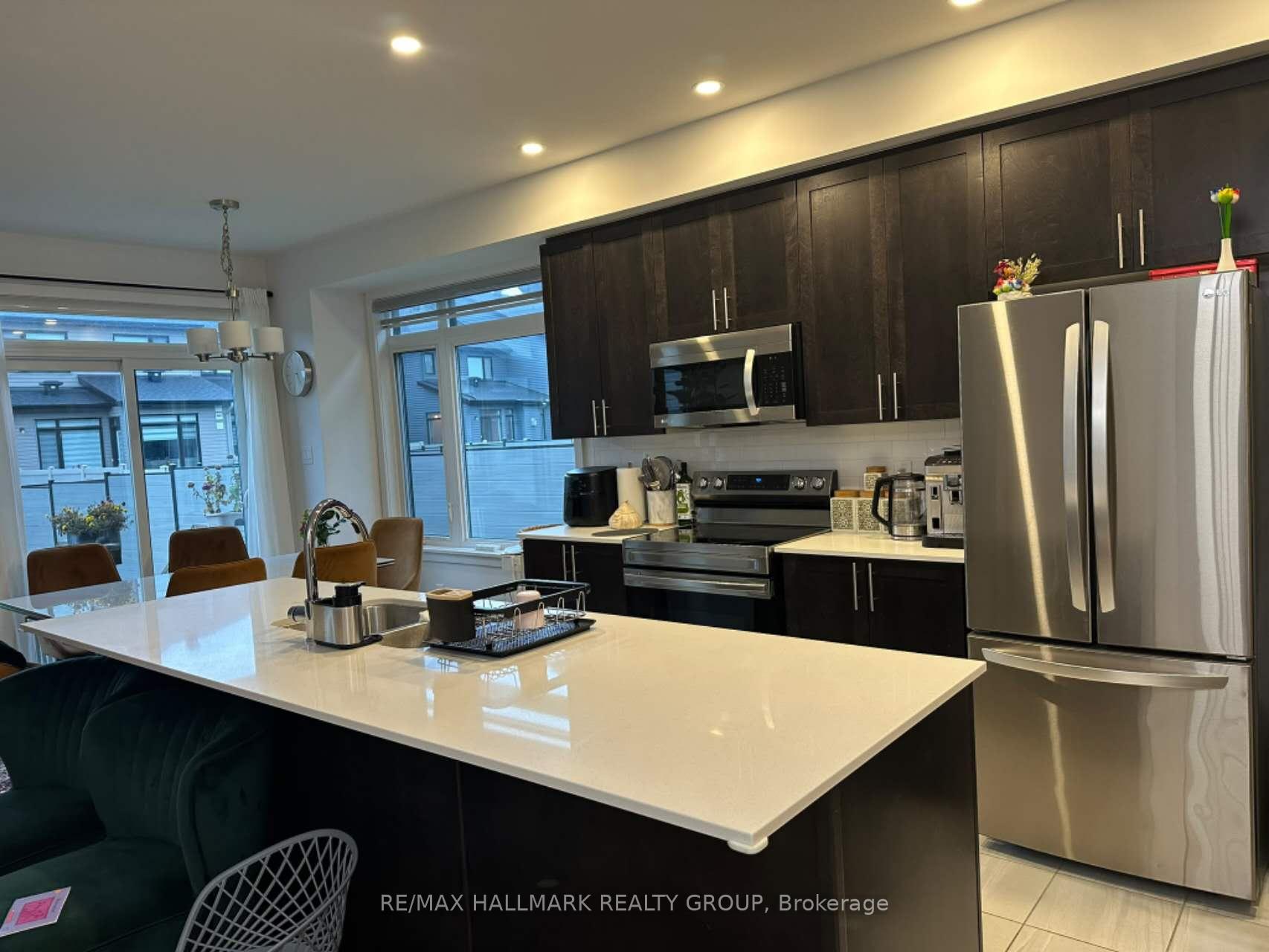 Photo 2 of 64 Heirloom Street, Ottawa, Riverside South/Gloucester Glen — HOMEH