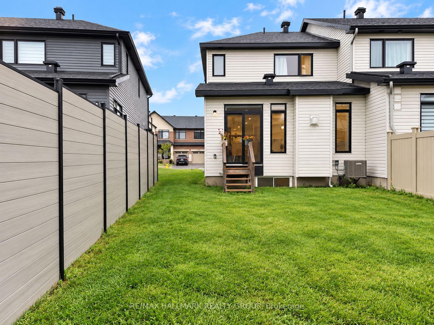 Photo 14 of 64 Heirloom Street, Ottawa, Riverside South/Gloucester Glen — HOMEH