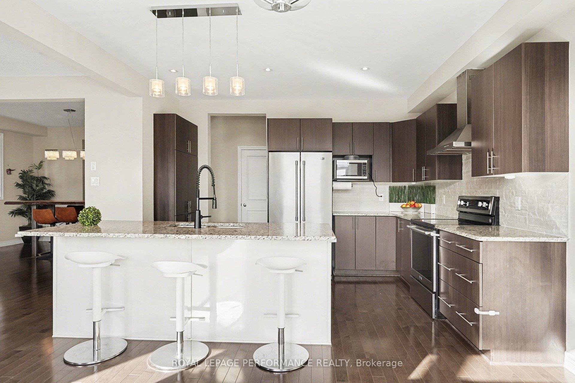 Photo 4 of 504 Yellow Birch Street, Ottawa, Mer Bleue/Bradley Estates/Anderson Park — HOMEH