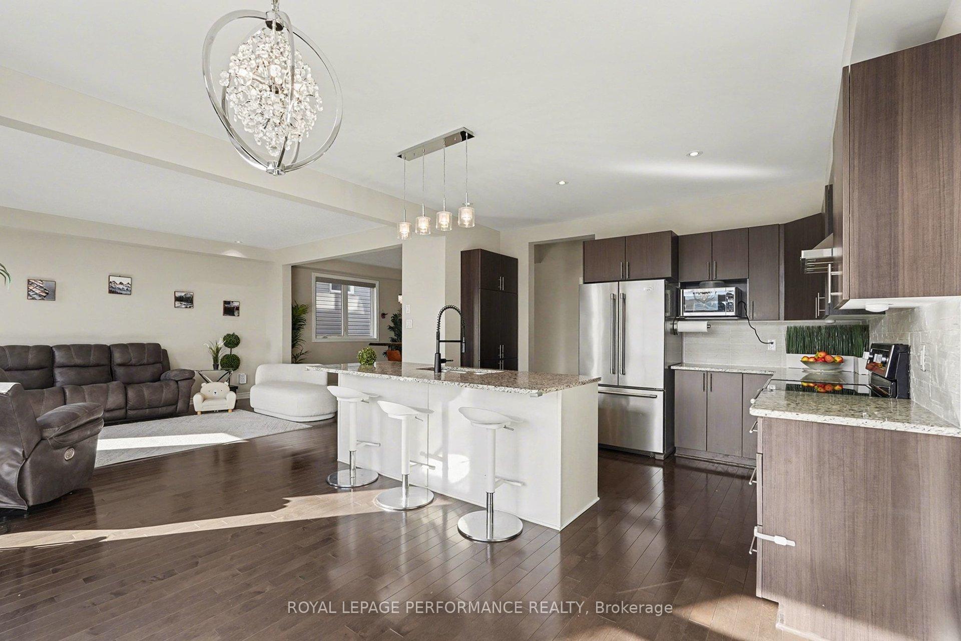 Photo 8 of 504 Yellow Birch Street, Ottawa, Mer Bleue/Bradley Estates/Anderson Park — HOMEH