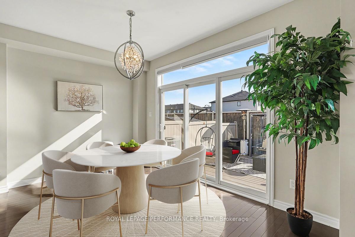 Photo 11 of 504 Yellow Birch Street, Ottawa, Mer Bleue/Bradley Estates/Anderson Park — HOMEH