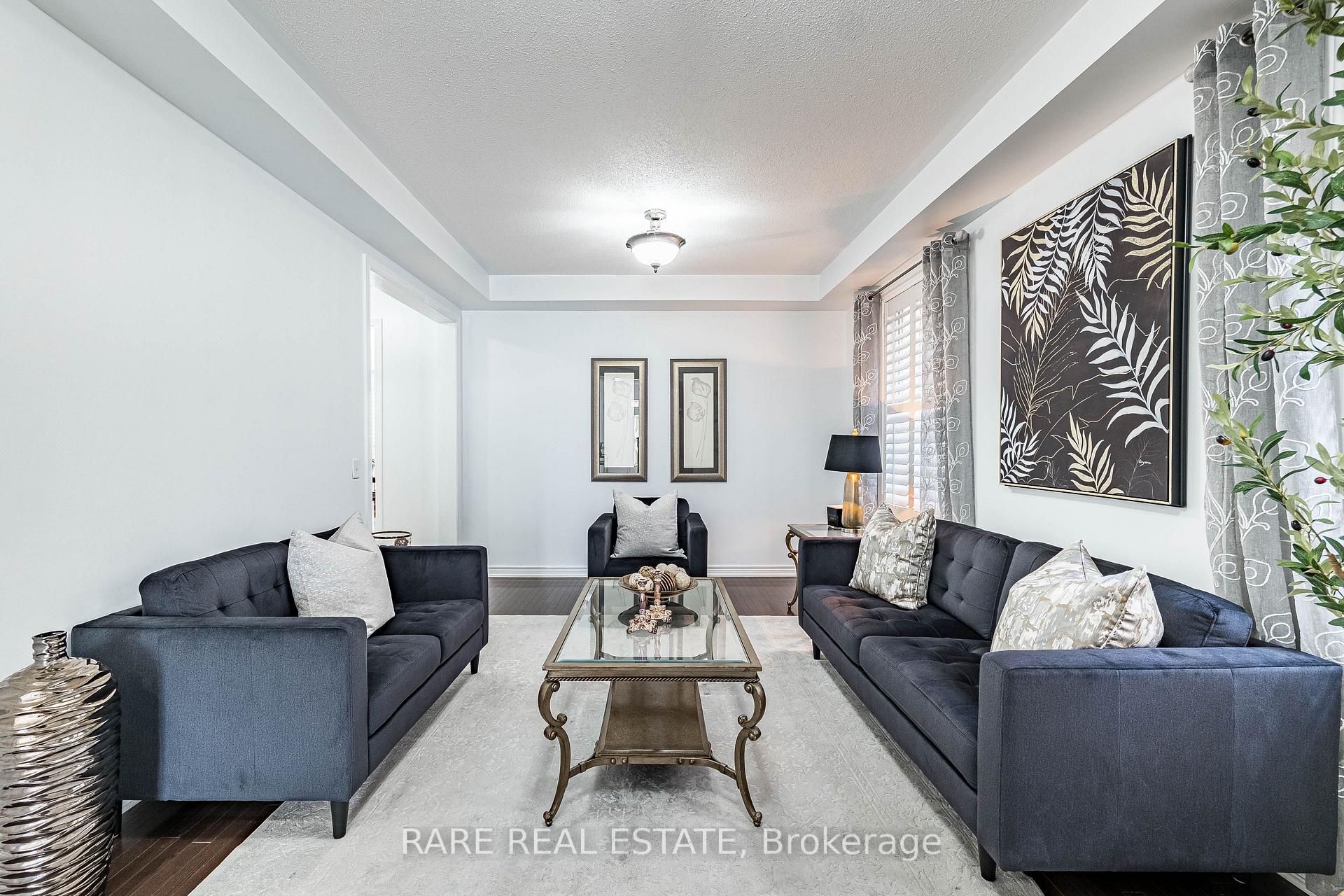 Photo 8 of 86 Vanderpool Crescent, Brampton, Bram East — HOMEH